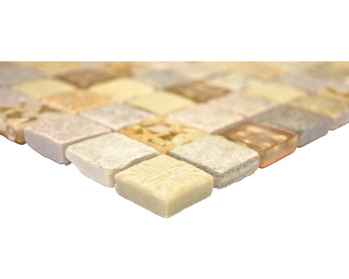 Mosaikfliese aus Stein mit quadratischen Elementen