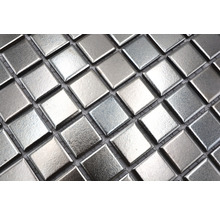 Quadratische Mosaikfliesen aus Metall