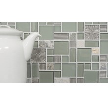 Mosaikfliese aus Glas und Naturstein mit Teekanne