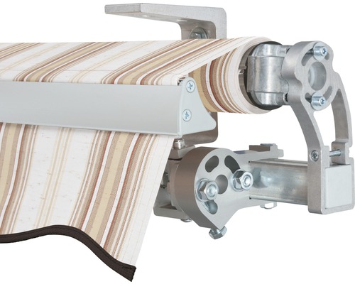 Detailansicht einer Gelenkarmmarkise mit gestreiftem Stoff und silberfarbenem Gestell