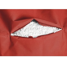 Füllung eines Sitzsacks mit Reißverschluss