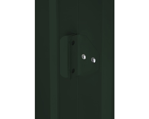 Detailansicht eines Metallscharniers an einer Metalltür