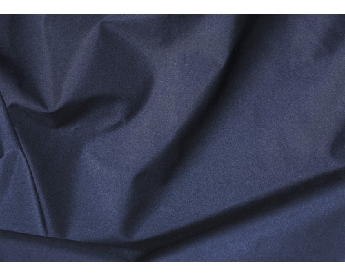 Dunkler Stoff mit Falten