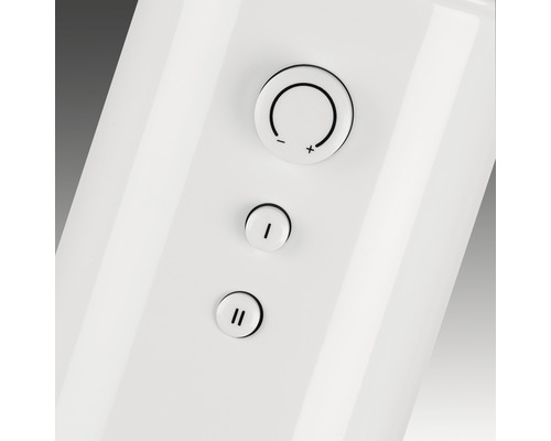 Detailansicht der Steuerungselemente eines Warmwasserbereiters