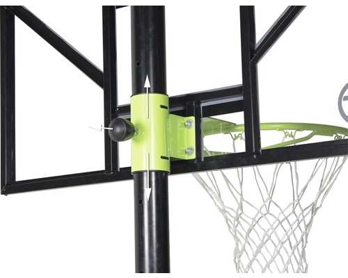 Detailansicht eines Basketballkorbs mit Höhenverstellung