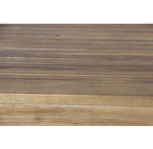 Holzstruktur mit horizontalen Latten