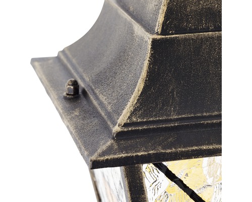 Detailaufnahme einer Außenleuchte mit Strukturglas