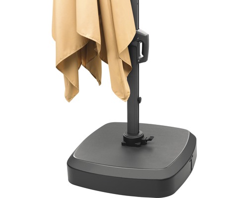 Quadratischer Sonnenschirmständer mit Sonnenschirm