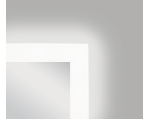 Ausschnitt einer weißen Ecke