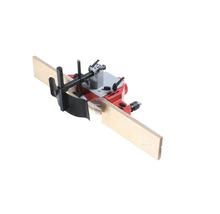 Dübelmeister mit Holzwerkstück