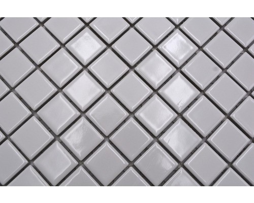 Mosaikfliesen in Rautenform