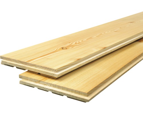 Profilbretter aus Holz im Stapel