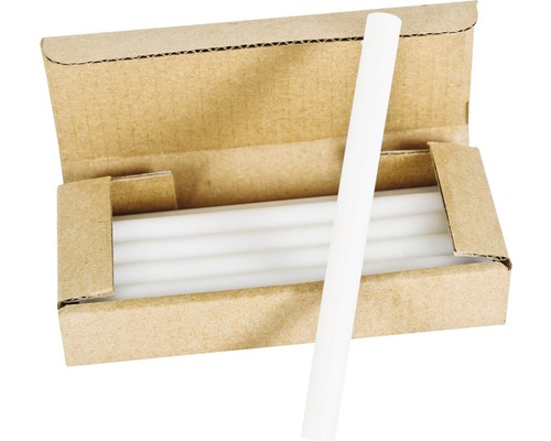 Heißklebestifte in einer Pappschachtel