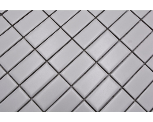 Rechteckige Fliesen im Verbundmuster