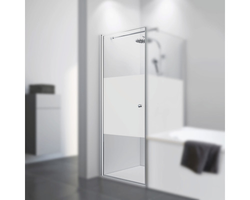 Duschwand aus Glas mit teilweiser Satinierung im Badezimmer