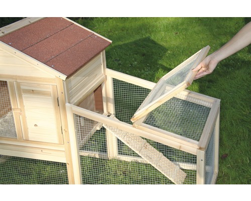 Hühnerstall mit Dach und Freilaufgehege