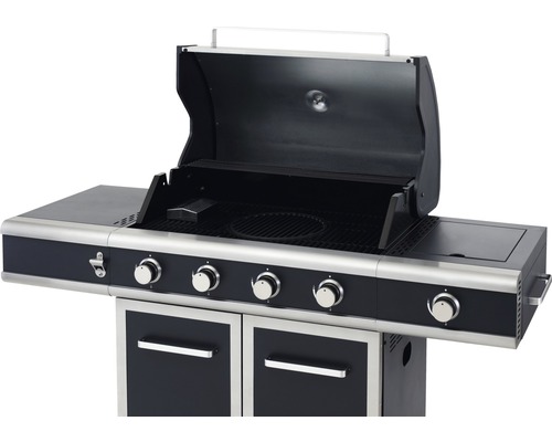 Gasgrill mit geöffnetem Deckel und Bedienelementen