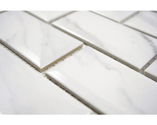Rechteckige Mosaikfliesen aus Marmor