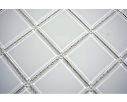 Mosaikfliesen aus Glas in Rautenform
