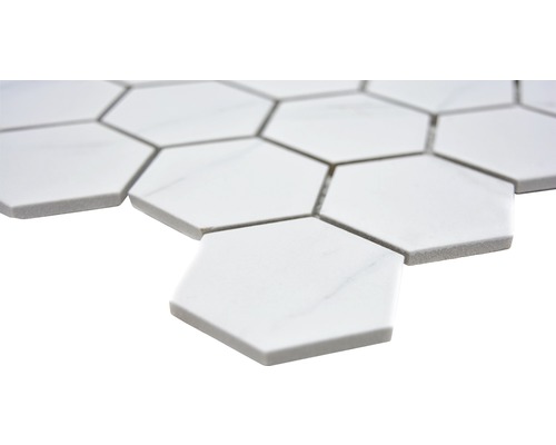 Sechseckige Fliesen aus Feinsteinzeug