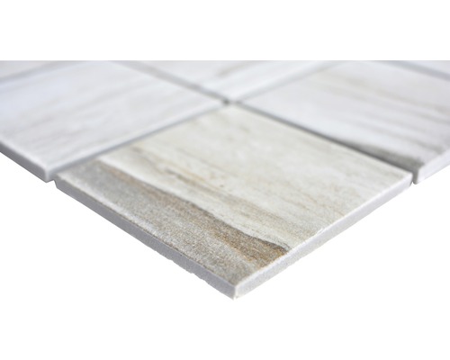 Nahaufnahme von Mosaikfliesen