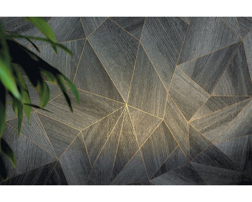 Grafische Tapete mit Dreiecksmuster und Holzoptik
