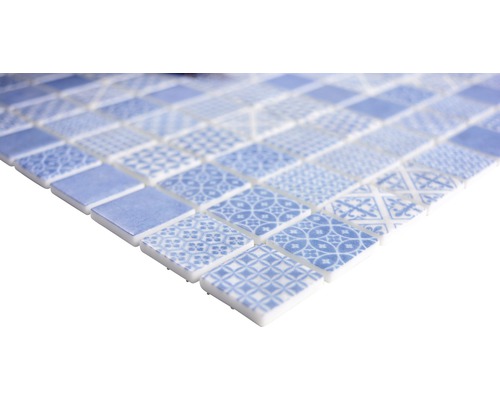 Mosaikfliese mit Mustern