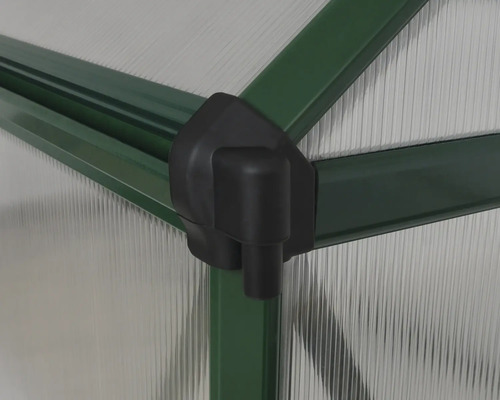 Detailaufnahme eines Gewächshausrahmens mit Eckverbindung.