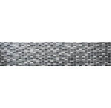 Mosaikfliesen mit verschiedenen Mustern und Texturen