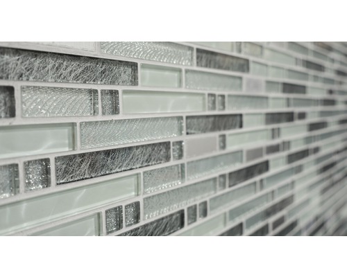 Mosaikfliese mit Glas- und Metalleffekt