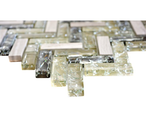 Mosaikfliese im Fischgrätmuster