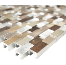 Mosaikfliesen mit Aluminiumprofil