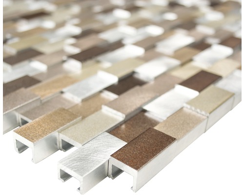 Mosaikfliesen mit Aluminiumprofil