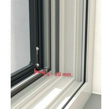 Detailansicht eines Insektenschutzfensters mit Größenangabe