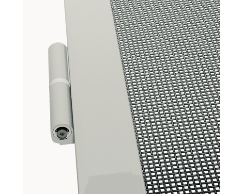Detailansicht eines Insektenschutzgitters mit Rahmen und Scharnier