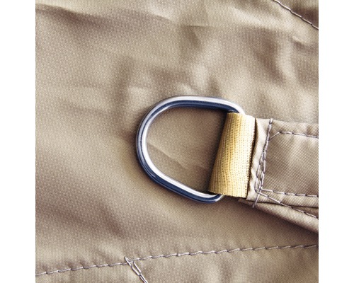 Detailansicht eines Sonnensegels mit D-Ring zur Befestigung