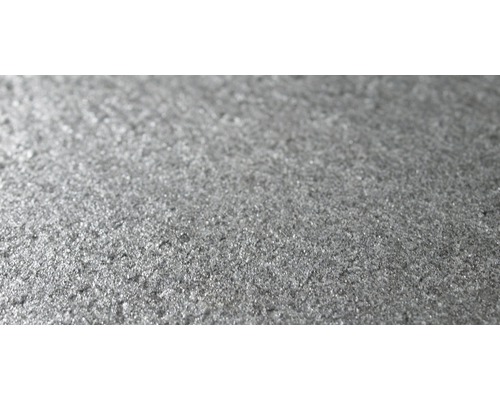 Nahaufnahme einer silberfarbenen, strukturierten Oberfläche