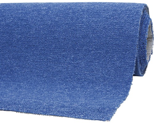 Aufgerollter Teppich