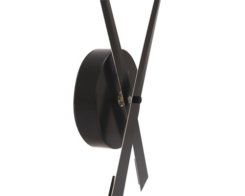 Detailaufnahme einer Uhr mit Zeigern