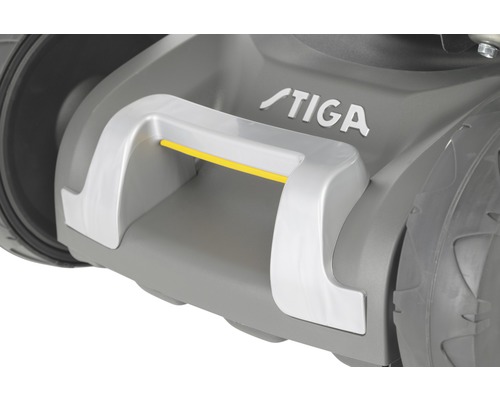 Detailansicht eines Rasenmähers mit Stiga Logo