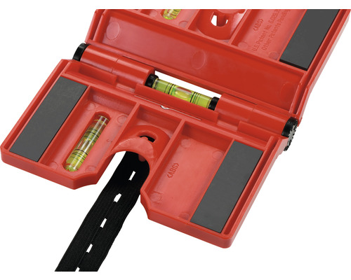 Rohrleitungswasserwaage mit Magneten und Gurt