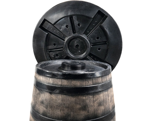 Regentonne mit Deckel zur Gartenbewässerung