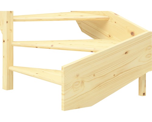 Holztreppe mit drei Stufen