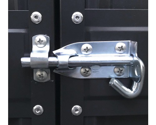 Bolzenriegel aus Metall an einer Metalltür