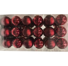 Verpackung mit roten Weihnachtskugeln