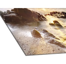 Acrylglasbild einer Küstenlandschaft mit Felsen und Meer