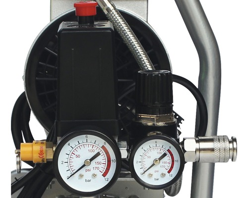 Detailansicht eines Kompressors mit Druckanzeigen und Reglern