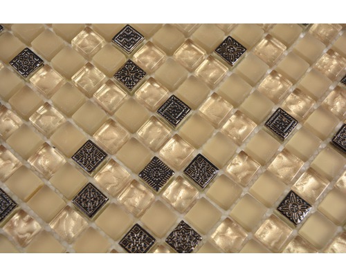 Mosaikfliesen aus Glas und Metall