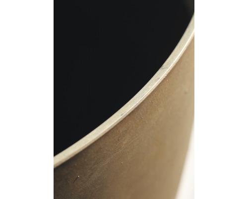 Detailaufnahme eines Pflanzgefäßes