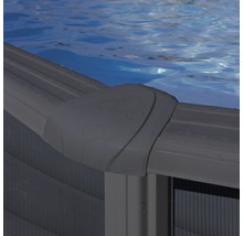Detailansicht eines Aufstellpools mit Stahlwand